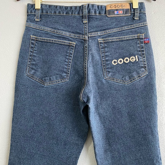 Coogi Women’s Jeans Size 30 Straight Jeans 100% Cotton Dark Denim Casual Y2K - Picture 6 of 10